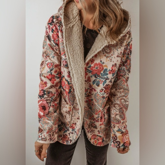 Floral Patterned with Sherpa Lining Hooded jacket - Picture 2 of 5